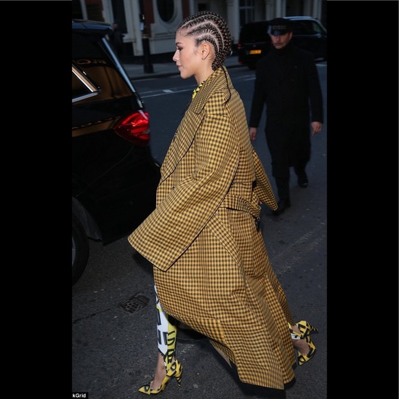 burberry new & authentic graffiti stirrup leggings - Picture 8 of 16